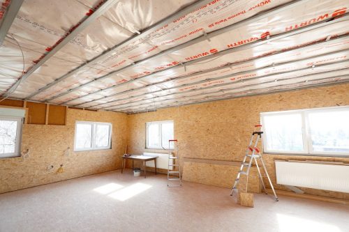 Rund 1.500 m2 SterlingOSB/3-Zero wurden in der Multifunktionshalle der Sportfreunde Rodgau verbaut. Das Material wird nach Baufertigstellung weiterhin zu sehen sein. (c) West Fraser