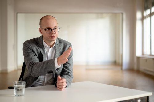 bbs-Hauptgeschäftsführer Matthias Frederichs blickt mit Ungewissheit auf das Jahr 2025. © bbs