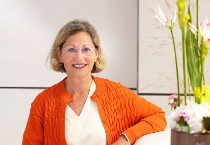 Angeliki Krisilion, Vorstandsmitglied der Investitionsbank Berlin (IBB), erläutert im Buwog-Podcast die Relevanz von Förderung bei der Wohnraumversorgung. Foto: BUWOG