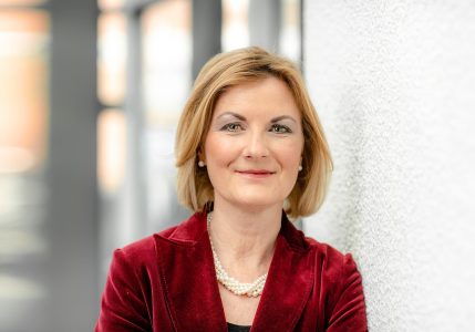 Die Expertin Karin Barthelmes-Wehr ist Geschäftsführerin des Instituts für Corporate Governance in der deutschen Immobilienwirtschaft (ICG). Sie spricht im Buwog-Podcast über das Social und Governance in der Immobilienwirtschaft. Foto Andreas Endermann