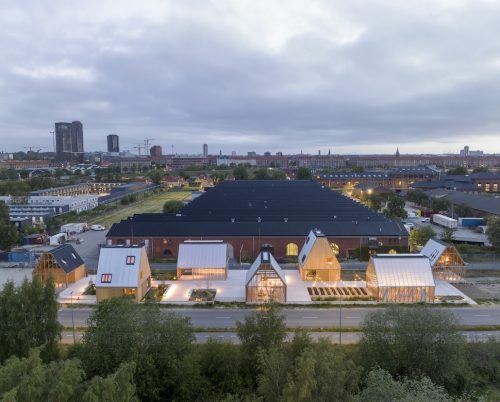 Zu den sieben Prototypen von Living Places Kopenhagen zählten fünf offene Pavillons und zwei fertige, voll funktionsfähige und ausgestattete Wohnhäuser. Foto: Velux / Adam Mørk