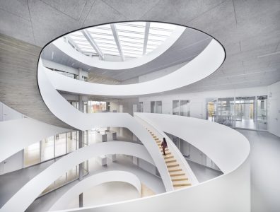 Forschungsbau Der Simulierte Mensch: Architektur in Berlin