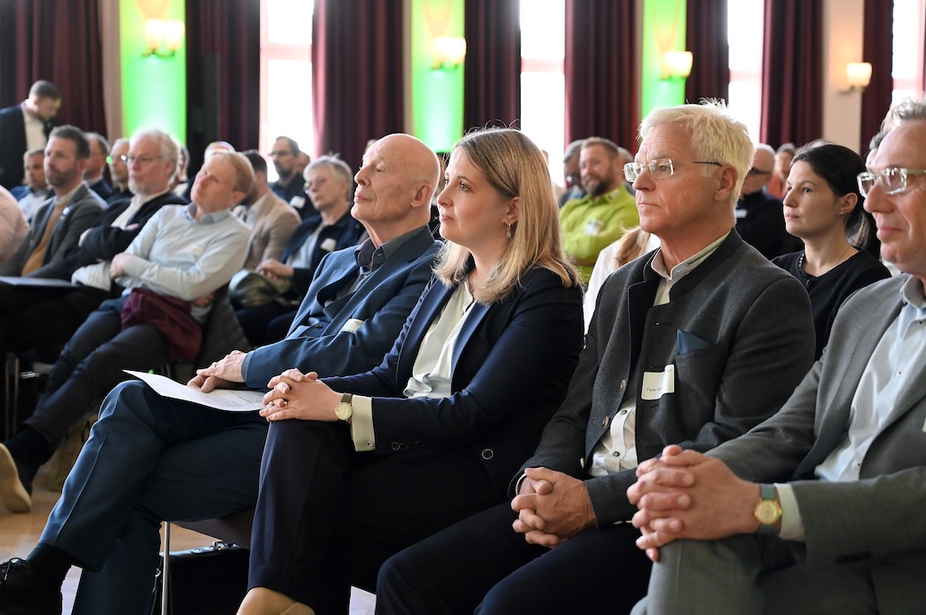 Holzbau fordert baurechtliche Gleichstellung
