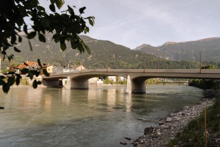 Brücke in Schwaz von BERGER PARKKINEN+ erneuert