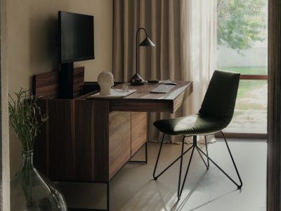 Homeoffice mit Naturholz: Arbeiten und Wohnen verbinden