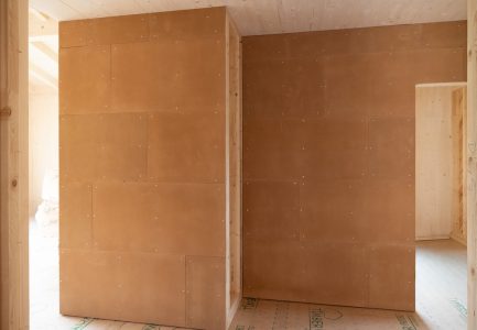 Lehmplatte Premium: Leipfinger-Bader entwickelt Ausbauplatte