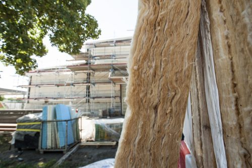 Energiekosten: KIT-Befragung zeigt Sorgen um Sanierungen